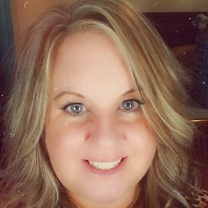 Meet your Posher, Pam